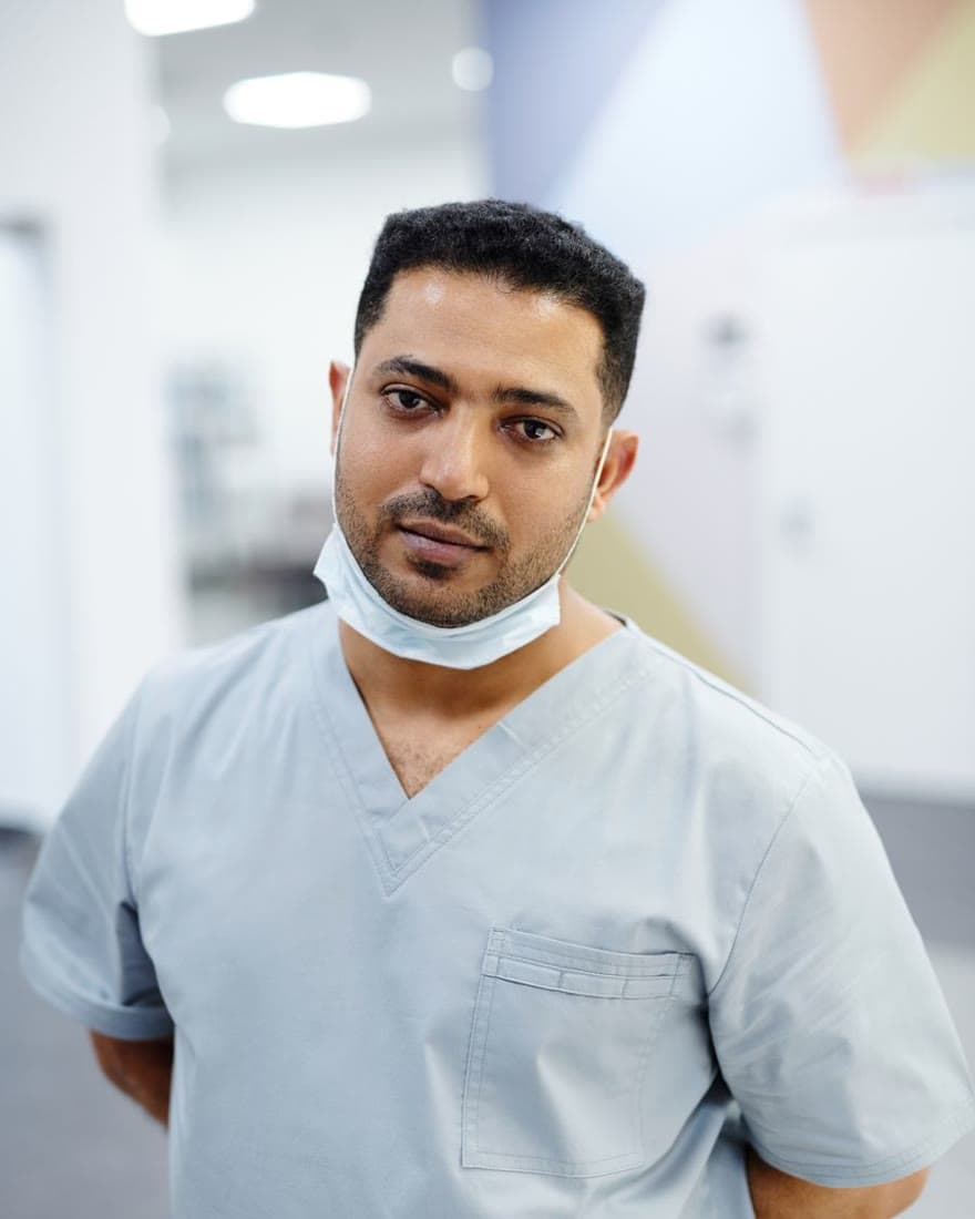 Portrait of Dr Amir Haddad
